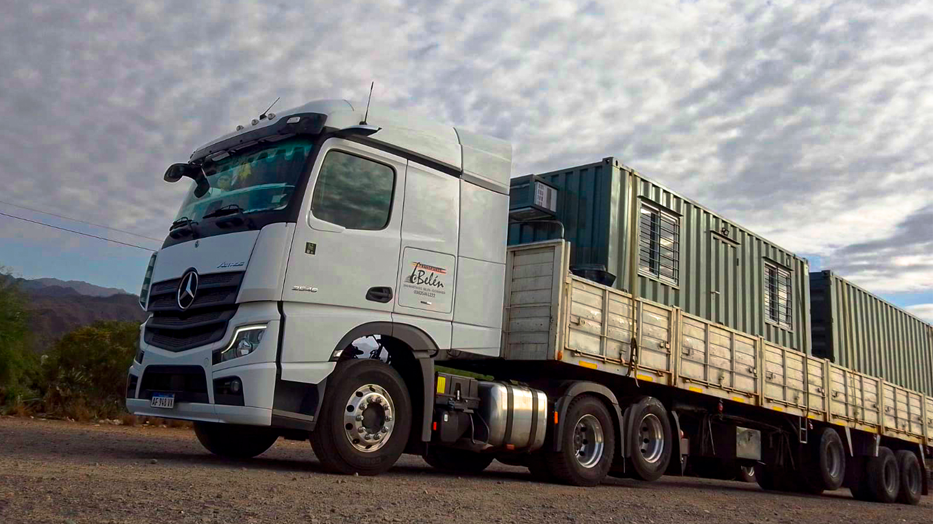 Camión de transporte de carga Córdoba Buenos Aires
