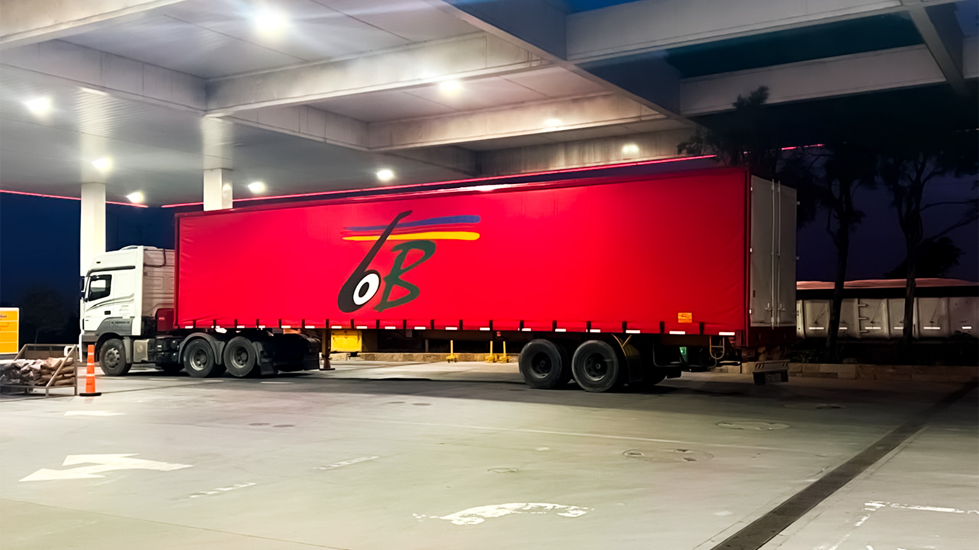 SAIDER EN ESTACION TRANSPORTE BELEN